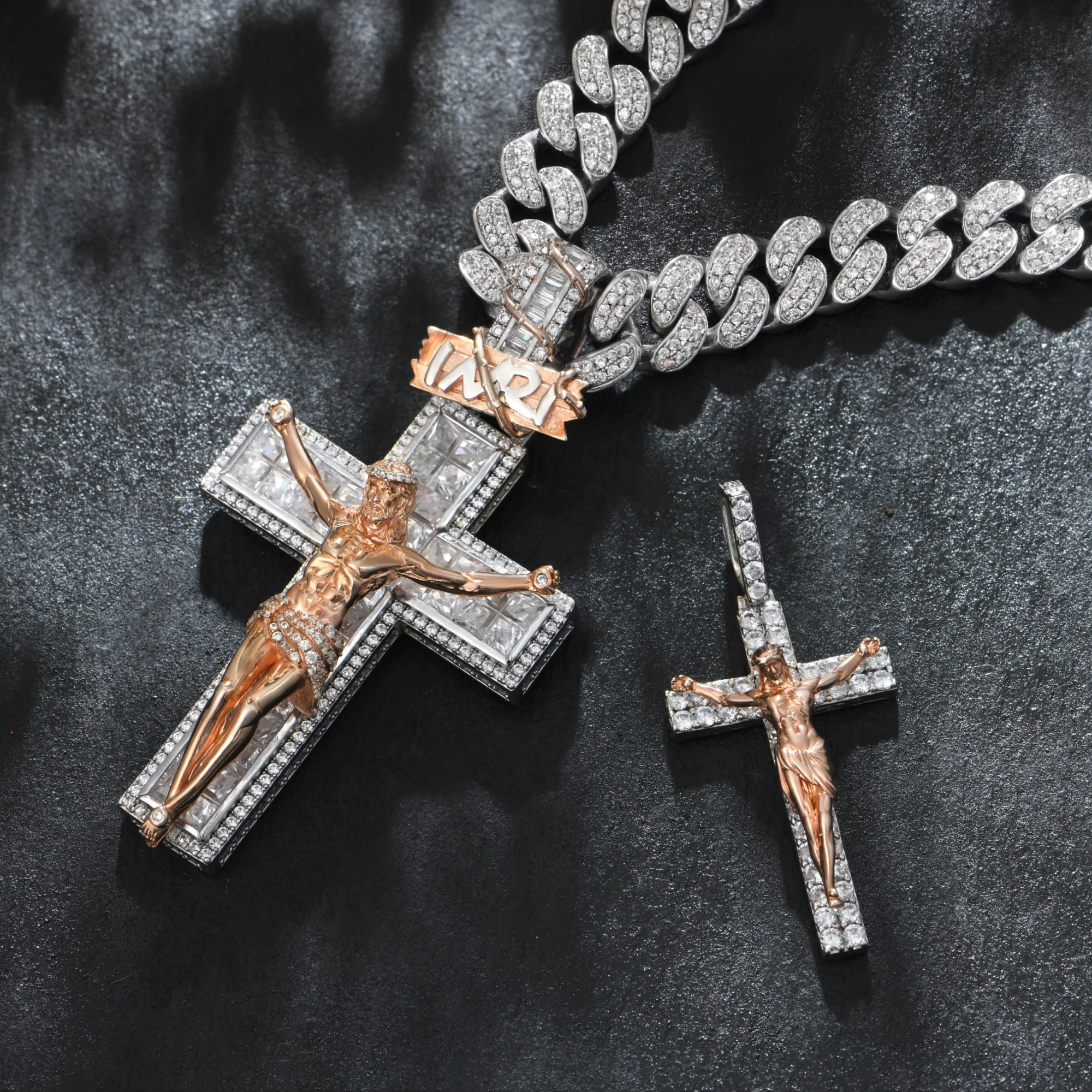 Crucifixion of Jesus Pendant - Large - Image 4