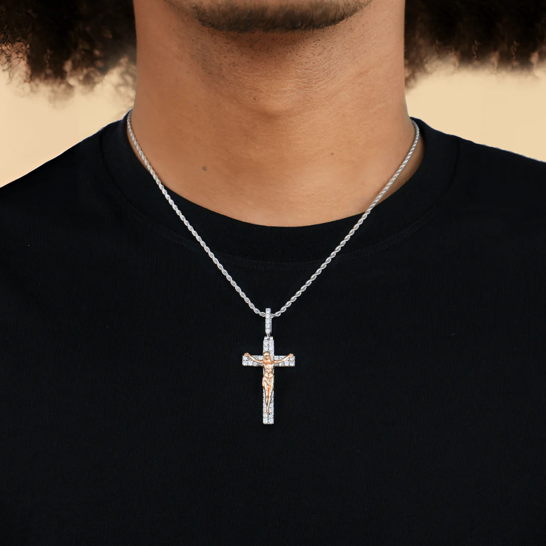Moissanite Crucifixion of Jesus Pendant - Image 3