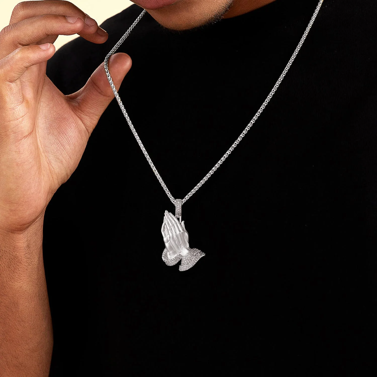 Moissanite Praying Hand Pendant - Image 10