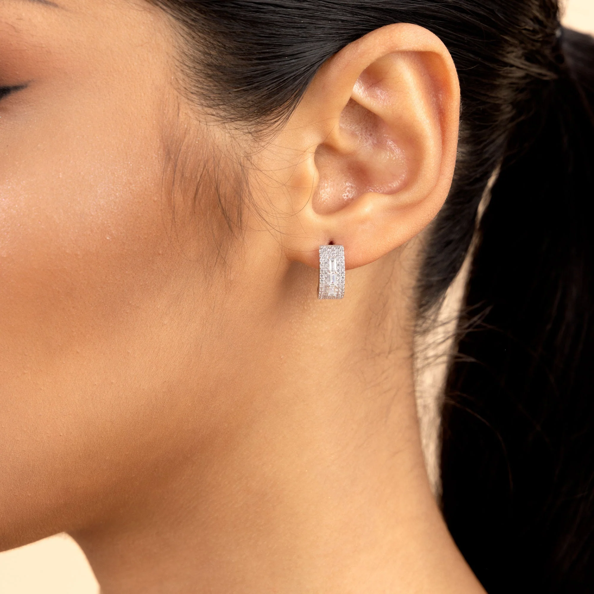 Single Tri-Baguette Hoop Earring - Image 3