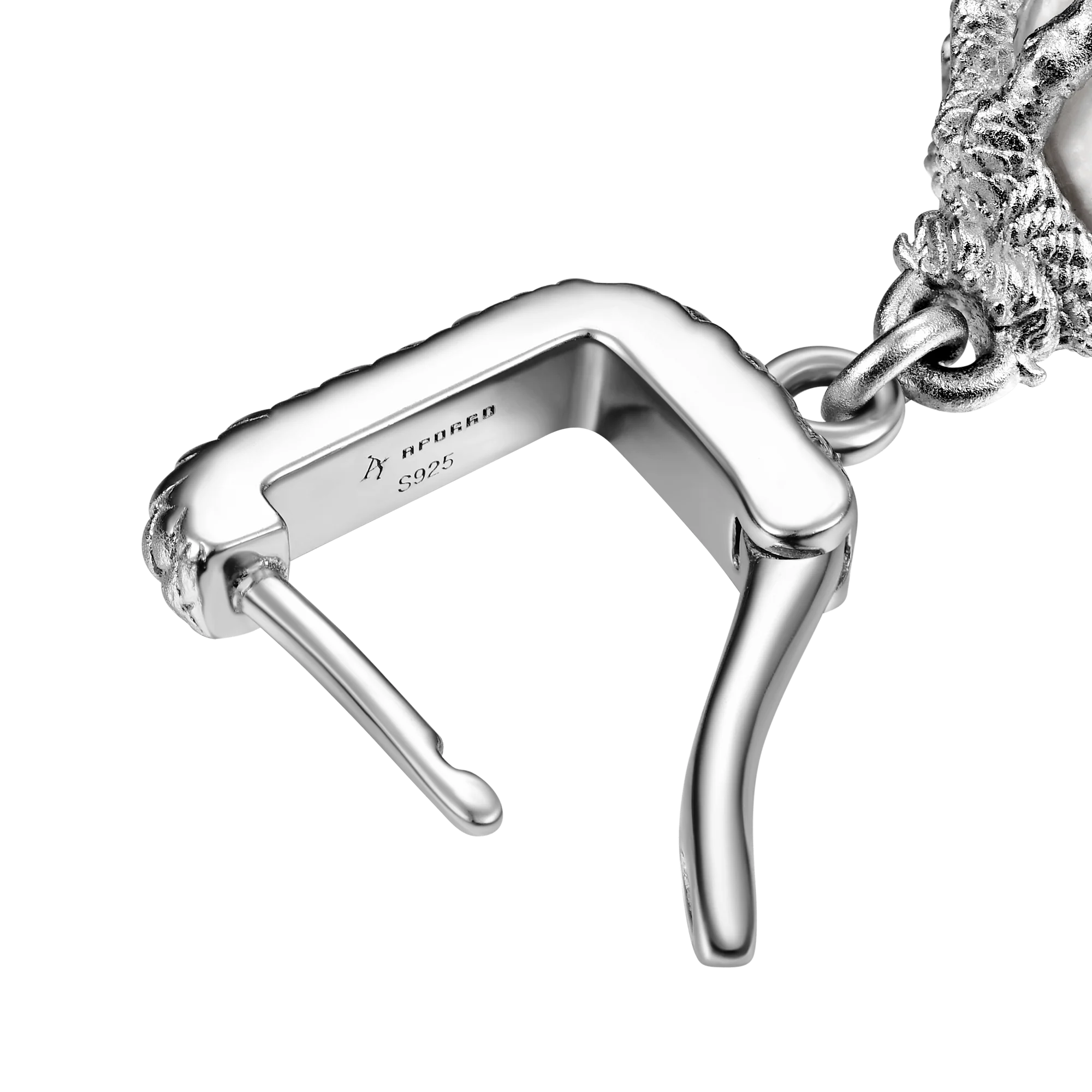 Single WONG Dragon Claw Pearl Dangly Earring - Image 13